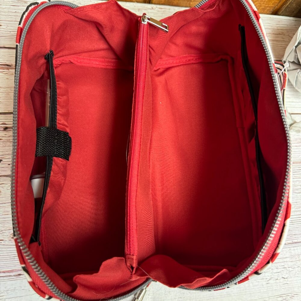 Stella & Max Zip Around Travel Case – Heart Stripe - Picture 4 of 5